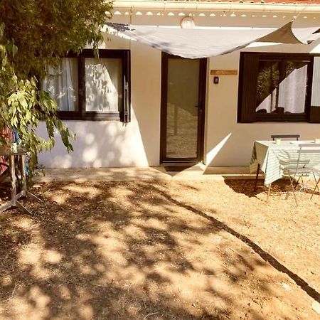 Superbe Appartement Boheme Dans Les Vignes Nimes Exterior photo